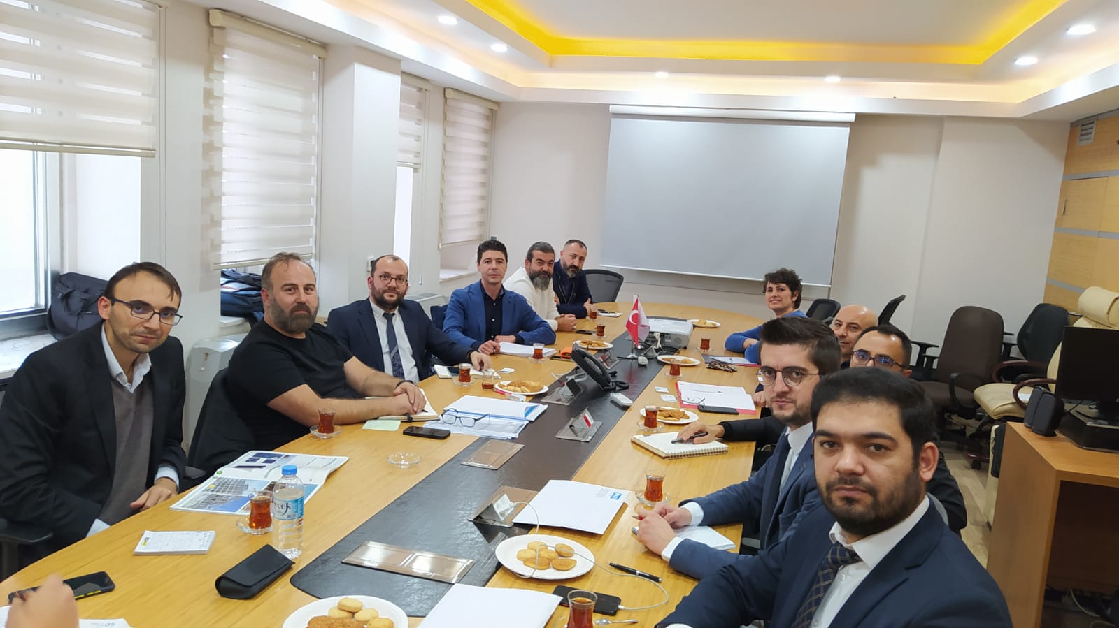 Geçici kenar koruma ve güvenlik ağı üreticileri ile istişare toplantısı düzenledik.