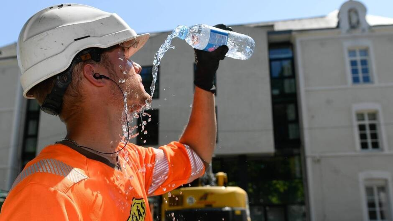 Gölgede Kalmayan Gerçek: İnşaatlarda Isı Stresi Riski