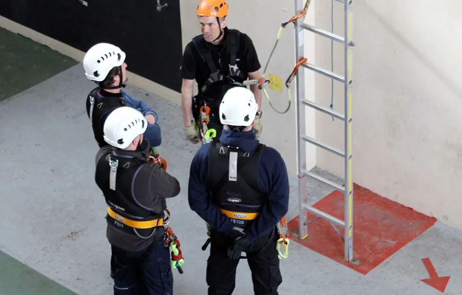 Yüksekte Çalışmaya Yönelik Temel Eğitime Dair Bilinmesi Gerekenler